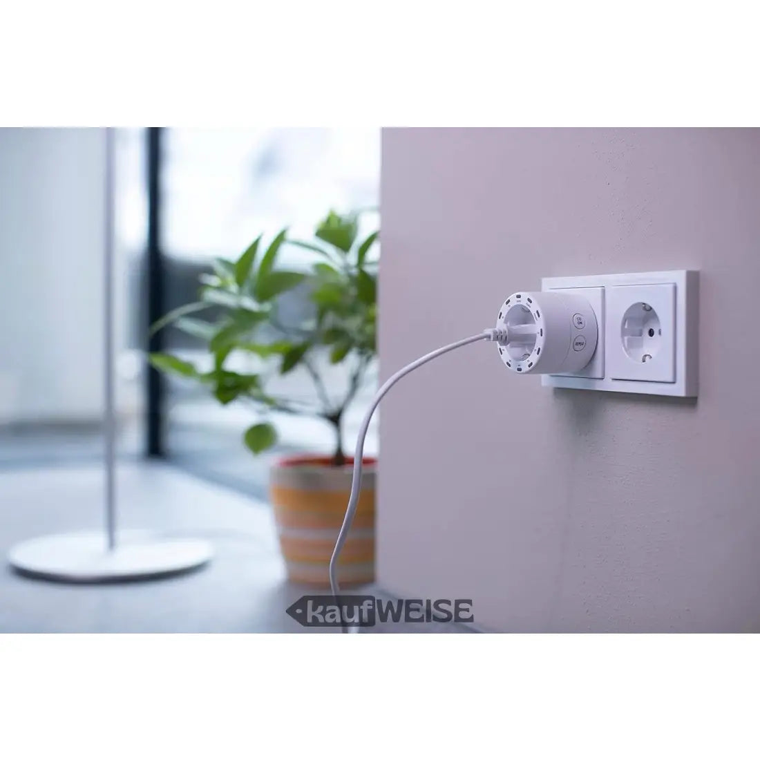 Weiße smarte Steckdose in Wandsteckdose für Brennenstuhl Digitaler Countdown Timer