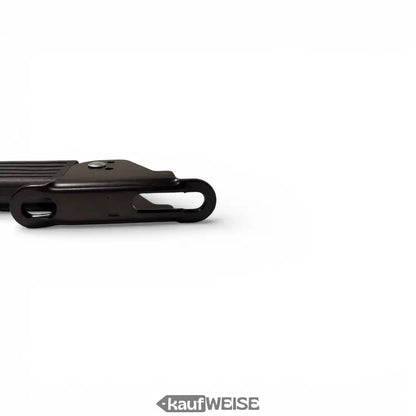 Schwarze Metall-Karabiner mit minimalistischen Design und Griffigkeit für Volta GTS One Fußrasten