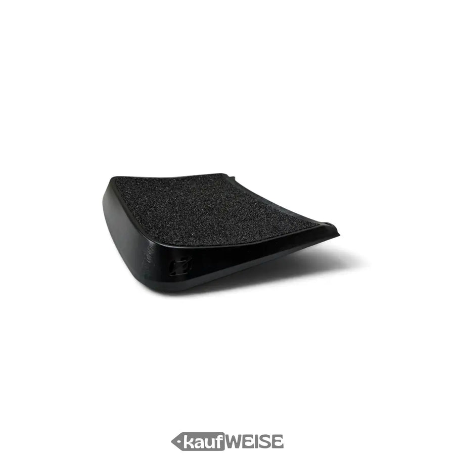 Schwarzer ergonomischer onewheel rear footpad mit strukturierter griffoberfläche und gebogenen plastik kanten für gt und s-series