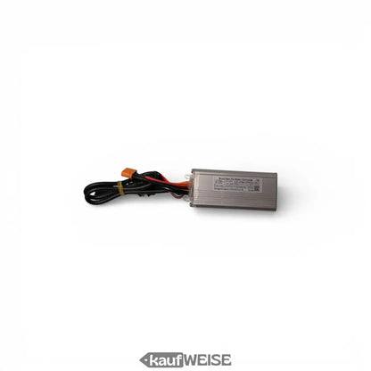 Silbernes Ouxi V8 48V 21A Controller mit schwarzem und rotem Kabelbündel für Fatbike