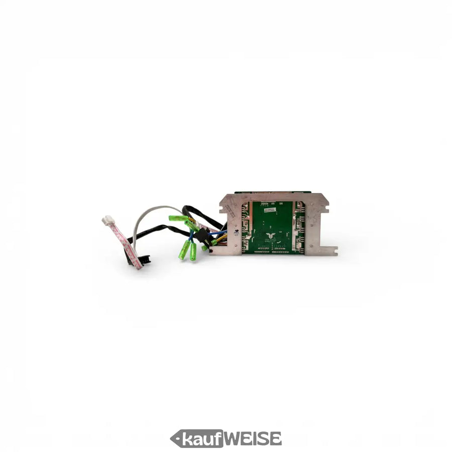 Silbernes Taotao Hoverboard-Mainboard TDI8014-1 mit grüner Platine und bunten Kabeln