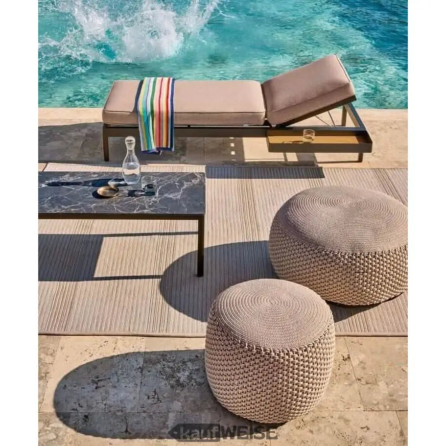 Weishäupl Pouf Hocker für Indoor und Outdoor in Taupe 55cm als stilvolle Lounge-Möbel
